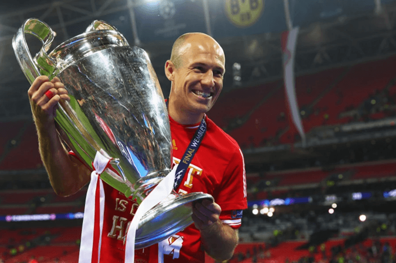 Arjen Robben và khoảnh khắc ghi bàn quyết định tại Wembley năm 2013, giúp Bayern Munich hoàn tất cú ăn ba lịch sử dưới thời Jupp Heynckes.